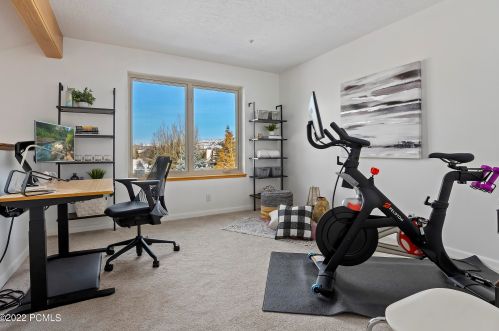 3036 Fawn Dr, Park City UT 84098-5368 exterior