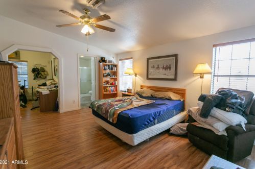 2102 Fairmount Ave, Phoenix AZ 85015-5306 exterior