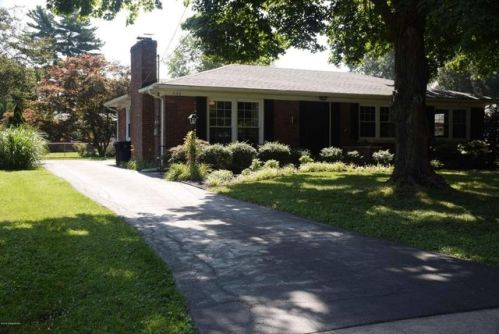 3103 Debera Way, Louisville, KY 40220-2236