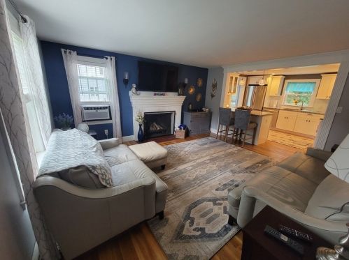 16 Adorn St, Weymouth MA 02188-1202 exterior