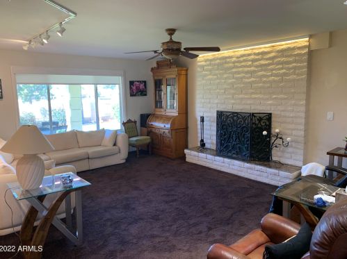 14052 Canterbury Dr, Phoenix AZ 85023-6211 exterior