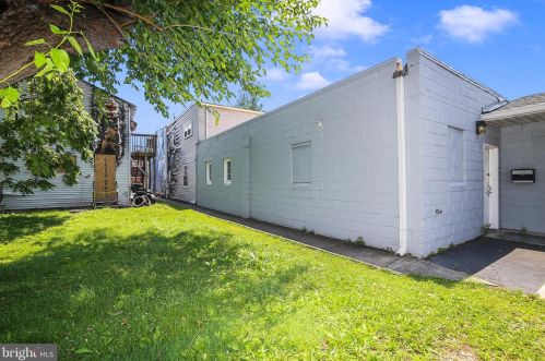 665 Broad St, West Deptford NJ 08096-1055 exterior