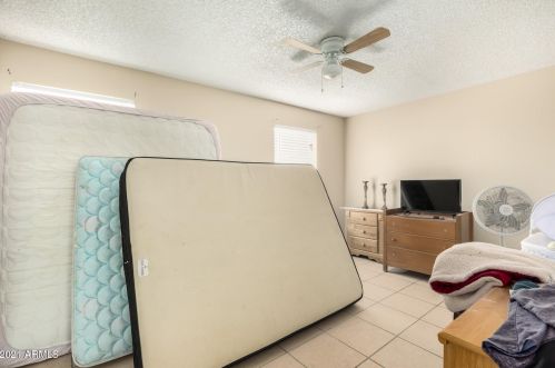 3026 75 Dr, Phoenix AZ 85033-3704 exterior