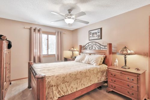 1006 12th St, Princeton MN 55371-1009 exterior