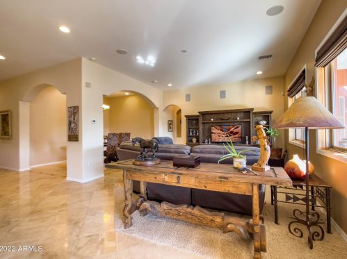 38233 31st Ave, Phoenix AZ  85086-7291 exterior