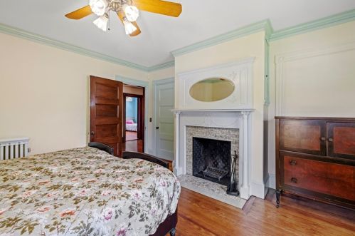 1358 Washington St, Canton MA 02021-2131 exterior