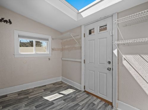 19 Mary St, New Bedford MA 02745-5523 exterior