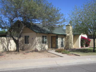 70 Ashland Ave, Phoenix AZ  85004-1320 exterior