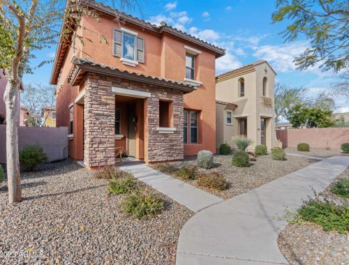 25929 53rd Dr, Phoenix, AZ 85083-6351