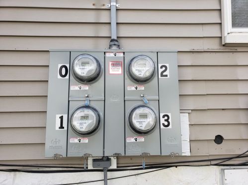 12 Bay St, Taunton MA 02780-2521 exterior