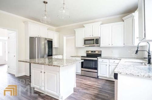 3121 Jackson Creek Dr, Stockbridge GA  30281-5690 exterior