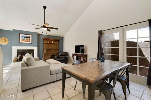 13816 42nd Pl, Phoenix AZ  85032-5848 exterior