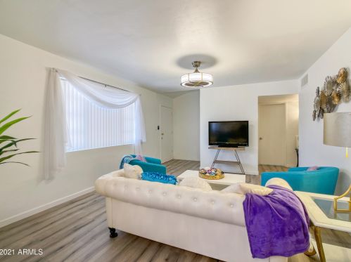 2725 Alice Ave, Phoenix AZ 85021-4112 exterior