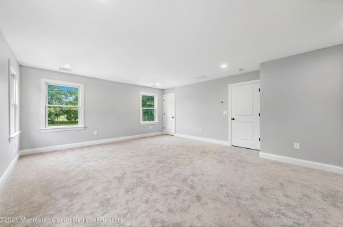 747 Sycamore Ave, Tinton Falls NJ 07724-3237 exterior