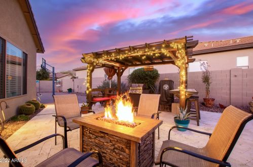 40425 Chase Oaks Way, Phoenix AZ 85086-1888 exterior