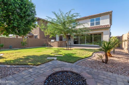 817 Constance Way, Phoenix AZ  85042 exterior
