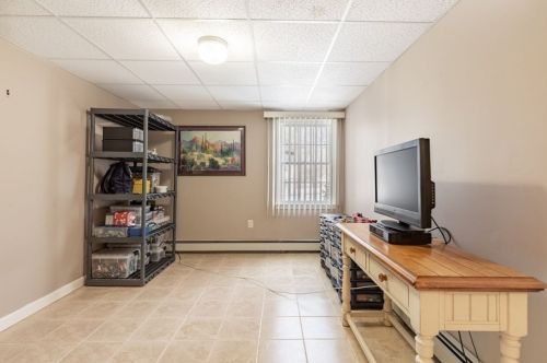 5 Juniper Rd, Lynnfield MA 01940-2416 exterior