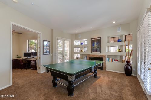 30 Beryl Ave, Phoenix AZ 85020-1536 exterior