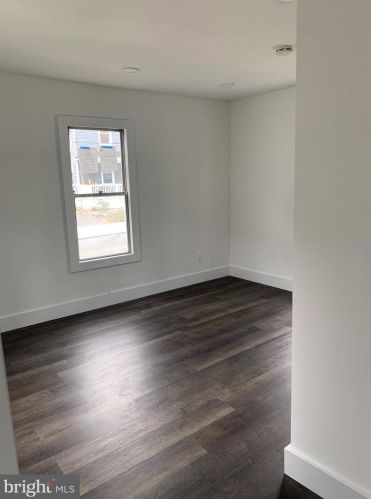 262 Barber Ave, West Deptford NJ  08096-2613 exterior