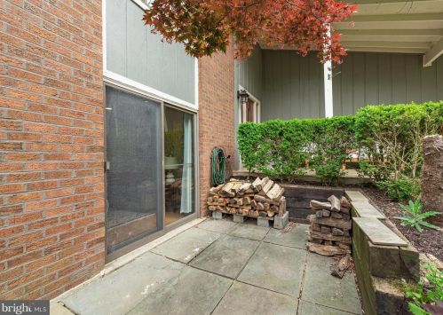 11170 Wood Elves Way, Columbia MD 21044-1090 exterior