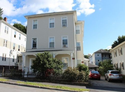 19 Suffield St, Worcester, MA 01610-1915