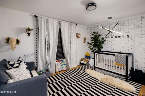 3140 52nd St, Phoenix AZ 85018-4402 exterior