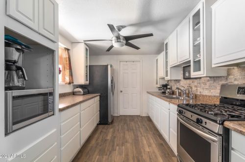 3851 63 Dr, Phoenix AZ 85033-5204 exterior