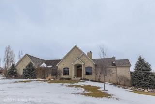 31473 Champagne Rd, Waukee, IA 50263-7062