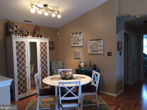 82 Crestmont Dr, West Deptford NJ  08051-2163 exterior