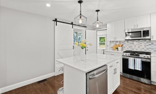 85 Lambert Ave, Weymouth MA  02189-2636 exterior