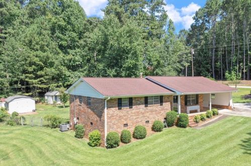 5127 Hidden Harbor Dr, Gainesville, GA 30504-8174