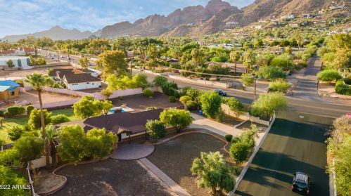 4450 54th St, Phoenix AZ 85018-1905 exterior