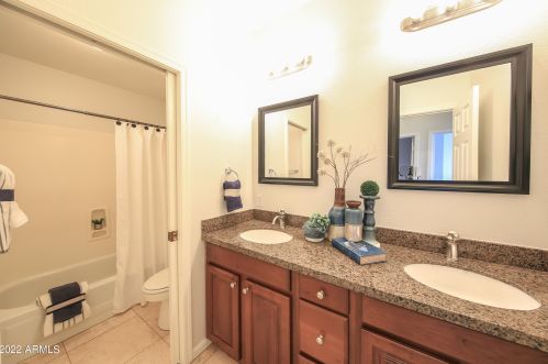 14620 44th St, Phoenix AZ 85032-4705 exterior