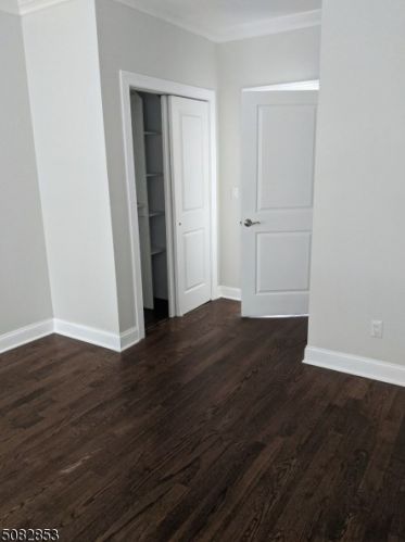 31 Hornblower Ave, Belleville NJ  07109-2517 exterior