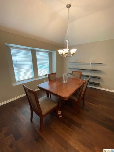 4825 Crestpoint Ln, Garland TX 75043-6514 exterior