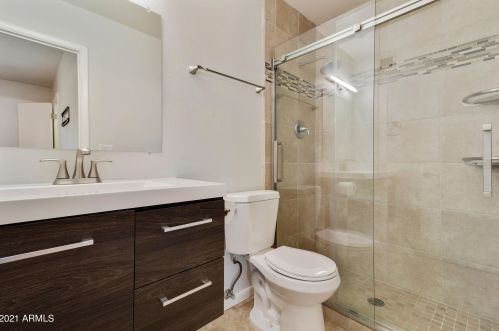 3815 28 St, Phoenix AZ 85008-4740 exterior