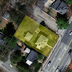 2071 Washington St, Newton MA 02462-1604 aerial view
