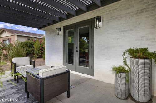 4235 35th Way, Phoenix AZ  85018-4713 exterior