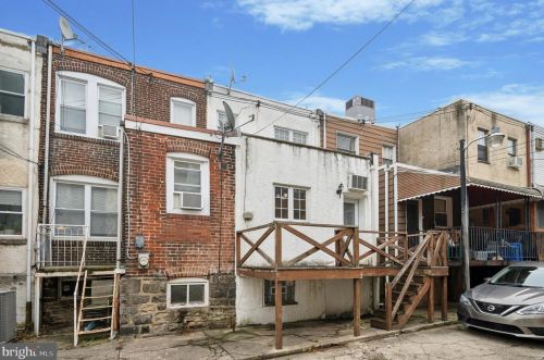 2828 11th St, Philadelphia PA  19133-1716 exterior