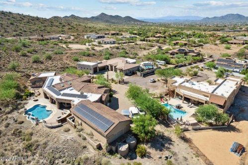 33807 4 Dr, Phoenix AZ 85045-0464 exterior