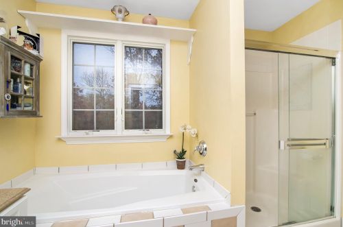 640 High St, West Deptford NJ 08051-1460 exterior