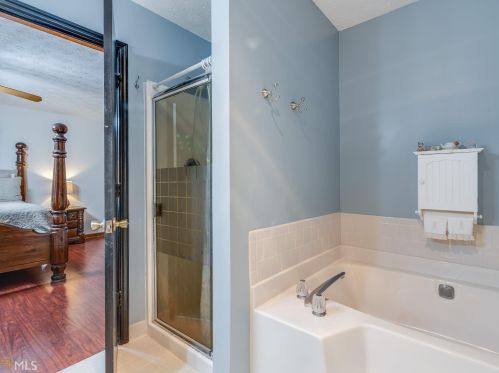 10 Kerrie Ct, Stockbridge GA 30281-5821 exterior