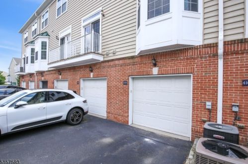 1105 Hamilton St, Belleville NJ  07109-5341 exterior