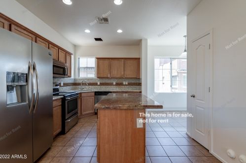 2020 78th Ave, Phoenix AZ  85035-5130 exterior