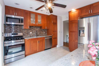 350 Grant Ave, Cresskill NJ  07626-1207 exterior