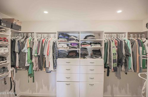 902 Claremont St, Phoenix AZ  85013-1360 exterior