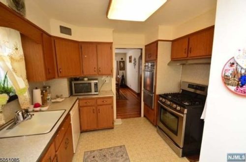 34 May St, Belleville NJ 07109-1711 exterior