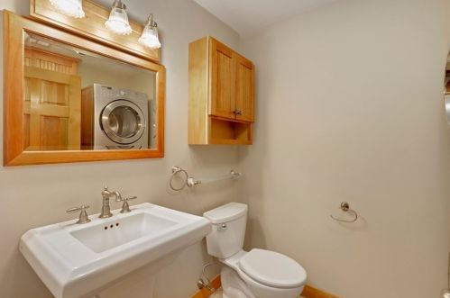 7 Apple Ridge Rd, Sutton MA  01590-2977 exterior