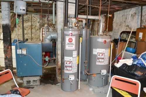 219 St, New Bedford MA 02740-4133 exterior