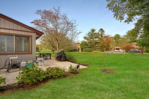 10 Concord Ct, Tinton Falls NJ 07701-5414 exterior